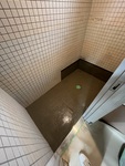 入口段差解消の為、土間の増し打ち